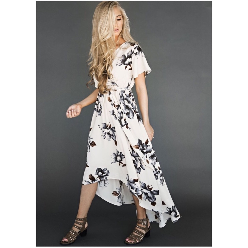 Tua Floral Maxi Dress